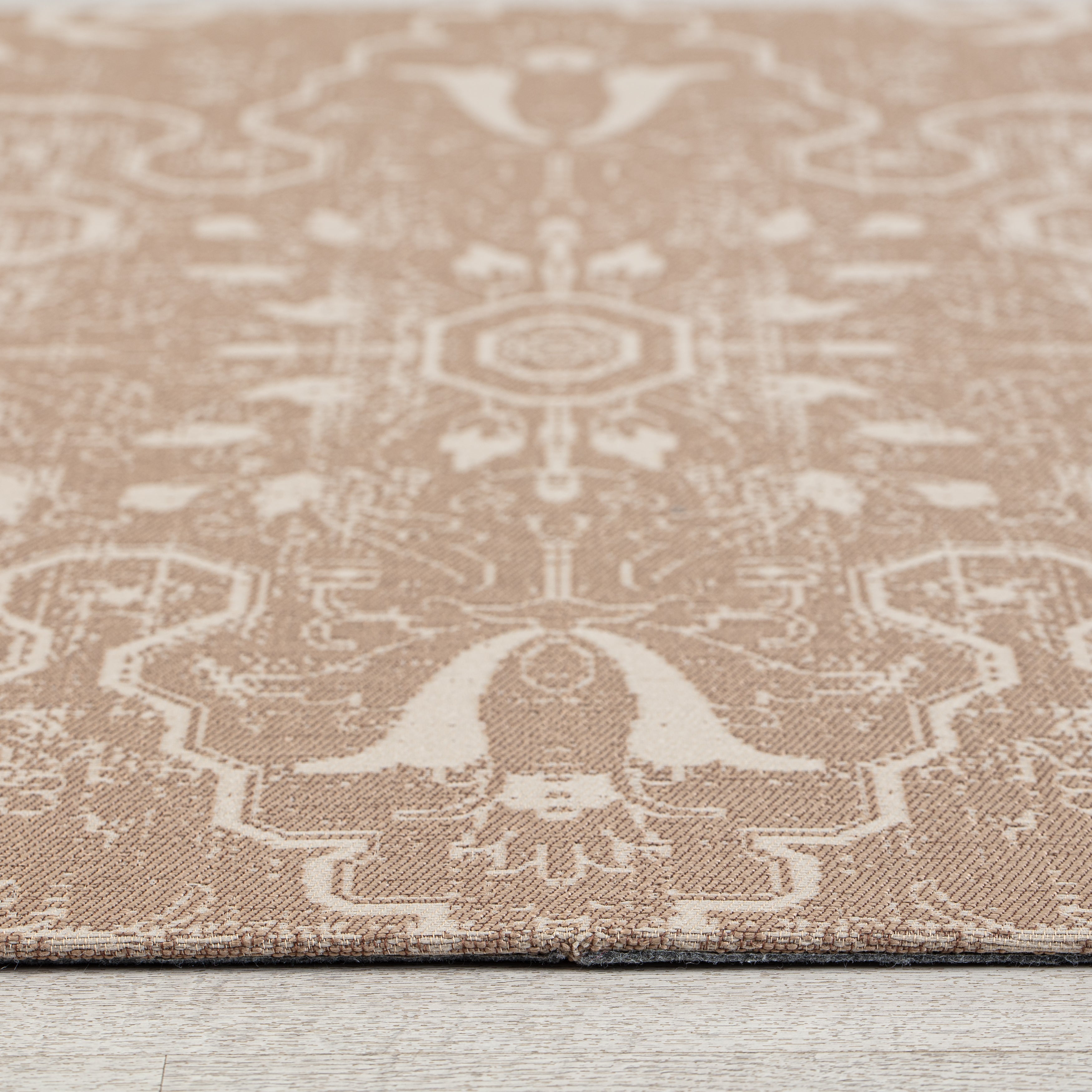 Tamanrasset 1/2 Chair Mat Brown & Ivory