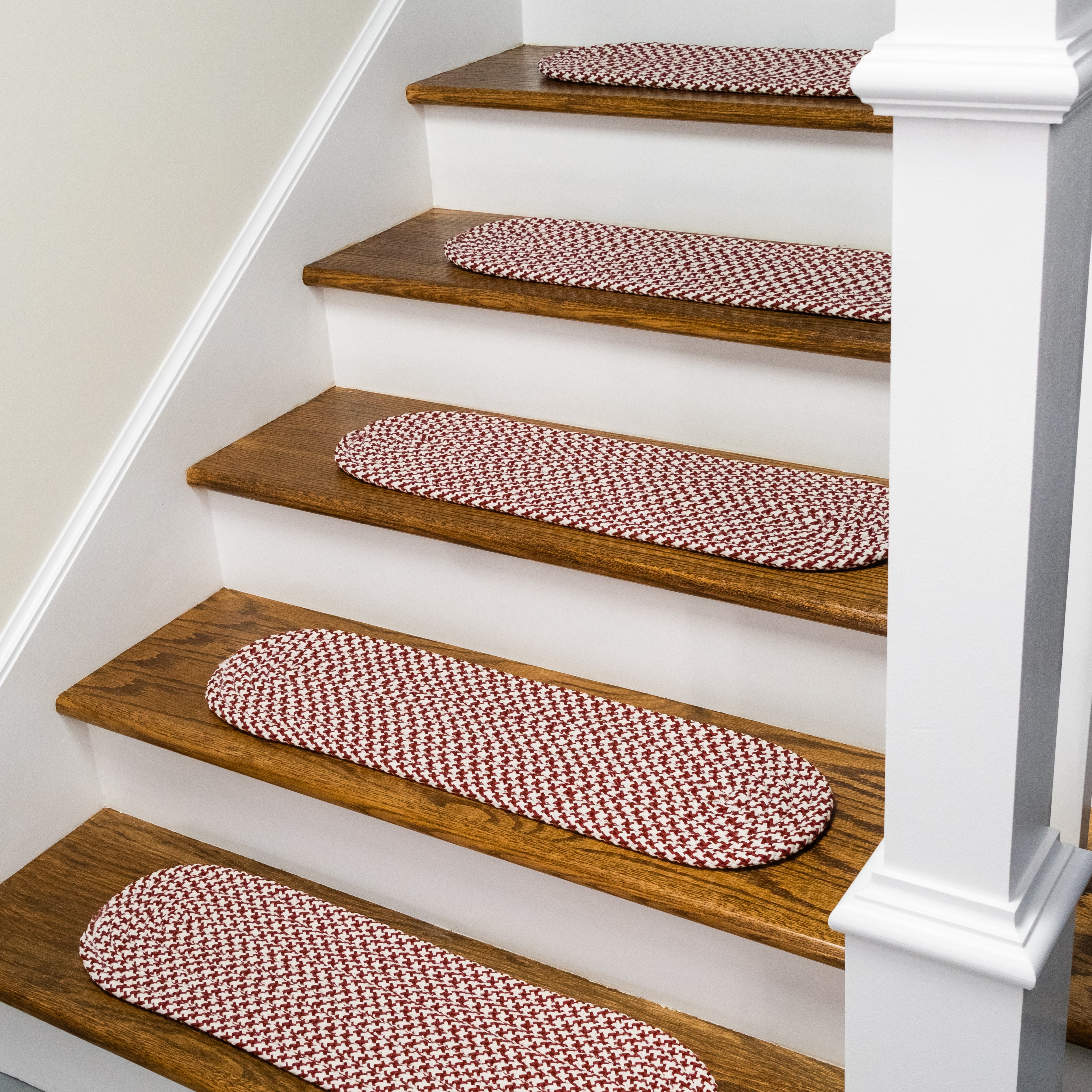 Milton Houndstooth Tweed Stair Treads Red ON79