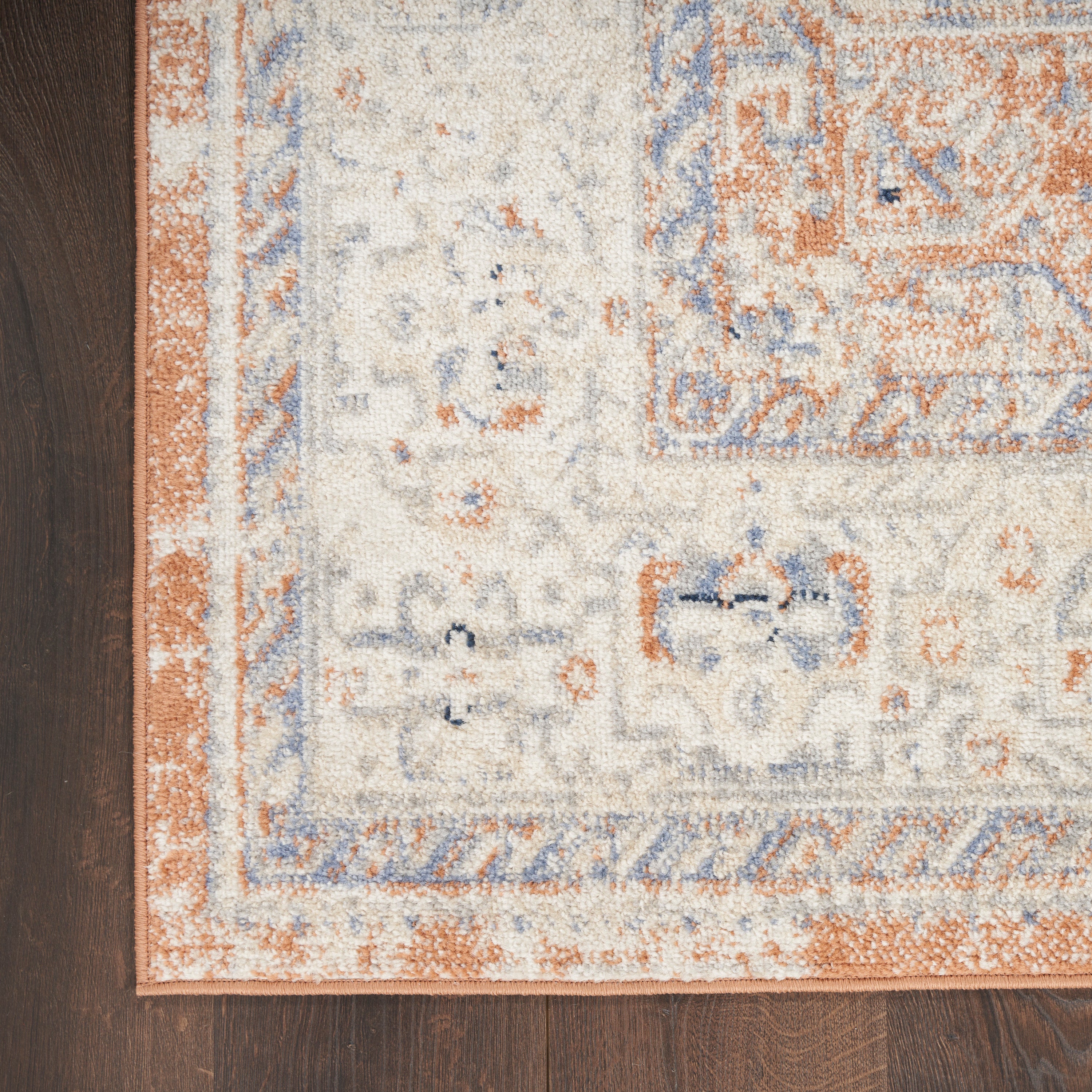 Nourison Essentials Persian NRE07 Beige Blue